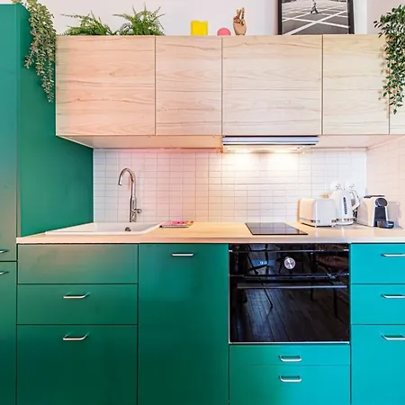 Colorful Apartment 2 Bedrooms In The Heart Of Ollins Oullins Exterior photo
